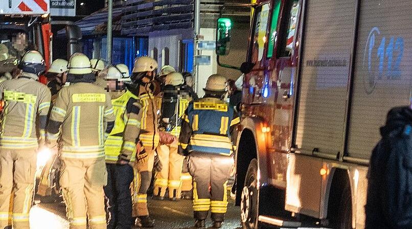 Bad Kissingen: Gro&szlig;einsatz an Rehaklinik - Rauch dringt aus Keller