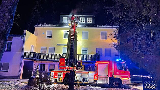 Brand in Hofer Dachgeschosswohnung