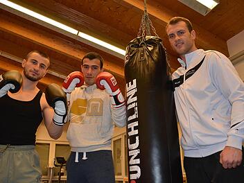 Ein starkes Team: Vaalid Tokhosaschwili (links), Namig Mammedov und ihr Trainer Alexander Plättner.  Foto: Jürgen Schmitt