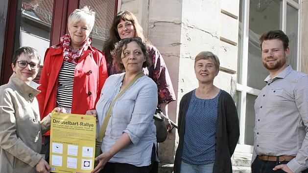 Sie engagieren sich f&uuml;r die Drosselbart-Rally (v. l.): Kerstin L&ouml;w, Petra Zenkel-Schirmer, Beate Sch&auml;uble, Christina Ditsche, Ute Fischer und Philip Kober. Foto: Maria L&ouml;ffler