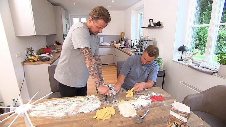 Den Pastateig hatte sich Mirko anders vorgestellt. Da kann auch Niklas wenig richten.