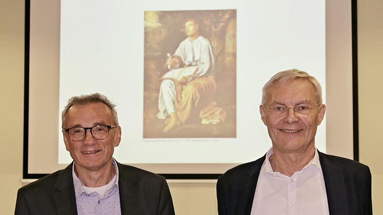 Mediziner Dr. Reinhard Schaupp (links) und der Jurist Dr. Herbert Trimbach referierten bei einem gemeinsamen Vortrag, den Europa-Union und Volkshochschule Hammelburg organisiert hatten, über die Geschichte von Pandemien und die verfassungsrechtlichen  Grundlagen der Regierungsbeschlüsse in der Corona-Pandemie. Foto: Josef Schellenberger