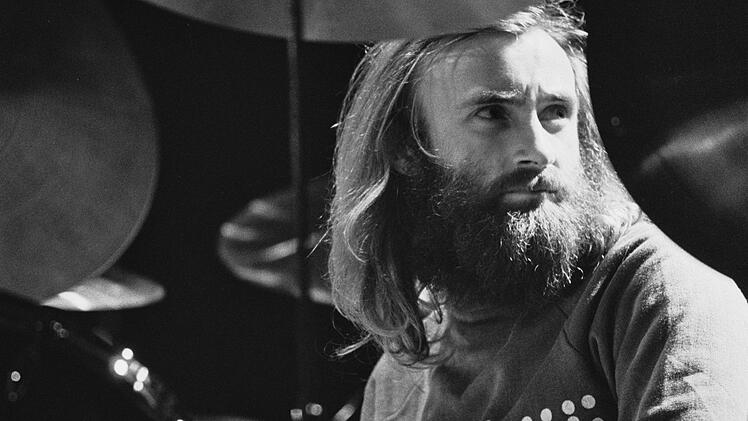Er feiert am 30. Januar seinen 75. Geburtstag: Genesis-Frontmann und Schlagzeuger Phil Collins (hier auf einem Foto von 1977).