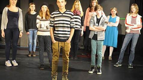 Das Ensemble des Jungen Theaters  Foto: Christine Büttner