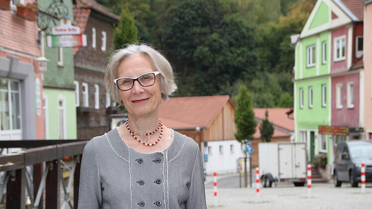 Adelheid Zimmermann - hier in der Altstadt - möchte mit einer Zukunftswerkstatt Bürger, Stadtrat und Stadtverwaltung ins Gespräch bringen. Foto: Ulrike Müller