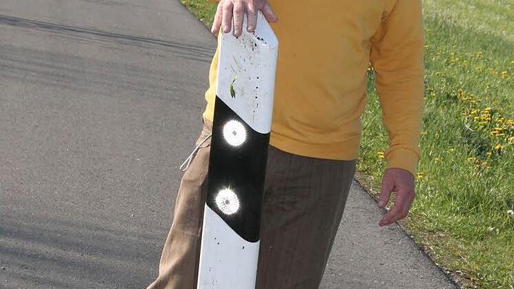 Reinald Kolb vom Frankenstammtisch hat auch so einen Leitpfosten entdeckt.