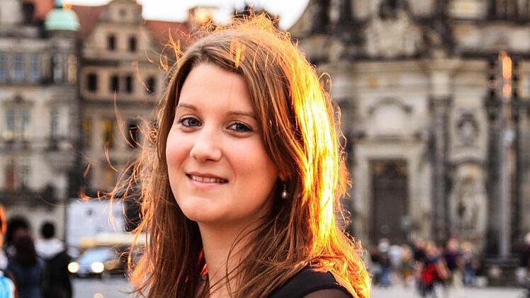 Das Foto zeigt Elena Beer in Dresden. Jetzt kommt sie für ein Konzert nach Münnerstadt zurück.  Foto: Hessel