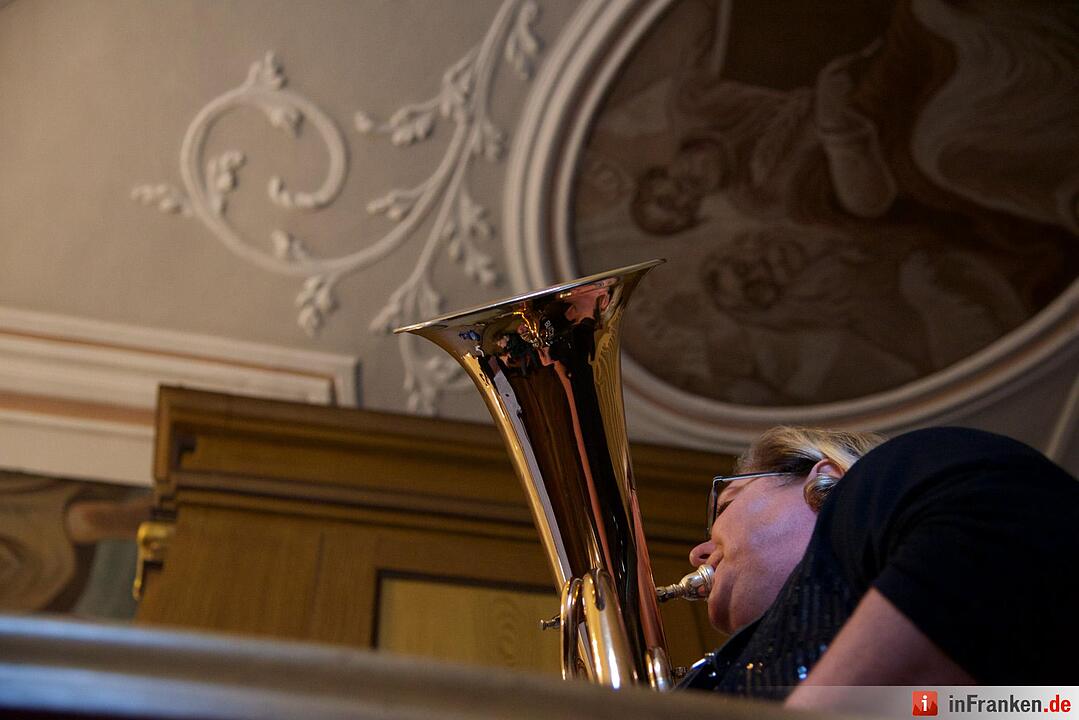 Nach einjähriger Kirchensanierung: Hannberg feiert die Wiedereröffnung der Wehrkirche der Pfarrei Geburt Mariens Hannberg