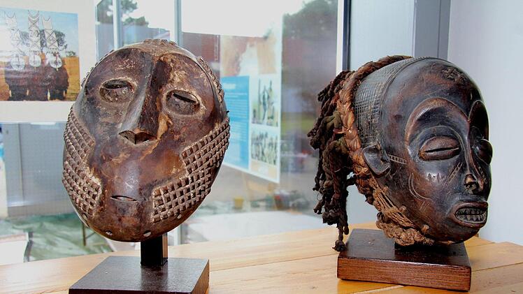 Die meisten Ausstellungsstücke stammen aus der Sammlung von Peter Kosub. Foto: Richard Sänger