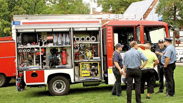 Die Fahrzeugschau stieß auf großes Interesse. Foto: Günther Geiling
