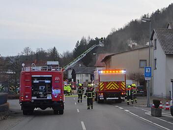 Großeinsatz für die Rettungskräfte am Morgen des Karfreitag in Mittelberg.Rainer Lutz
