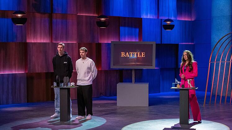 Im Battle-Pitch tritt "Zoltra Grip Insole" (l.) gegen "Aerostiletto" an.