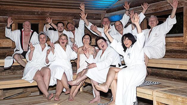 Eine frivol-lustige Kom&ouml;die mit dem Titel &bdquo;Der Sauna-Gigolo&ldquo; verspricht der Dreiakter der Theatergruppe &bdquo;No etza fei &ndash; B&uuml;hne frei&ldquo; aus Wolfsdorf zu werden.  