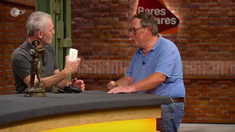 Expertin Friederike Werner schrieb eine schwere Bronze dem franz&ouml;sischen Bildhauer Adrien Gaudez zu: Die "Faucheur"-Figur stammte aus dem sp&auml;ten 19. Jahrhundert.