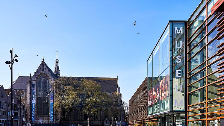 Laurentskerk und Stedelijk Museum