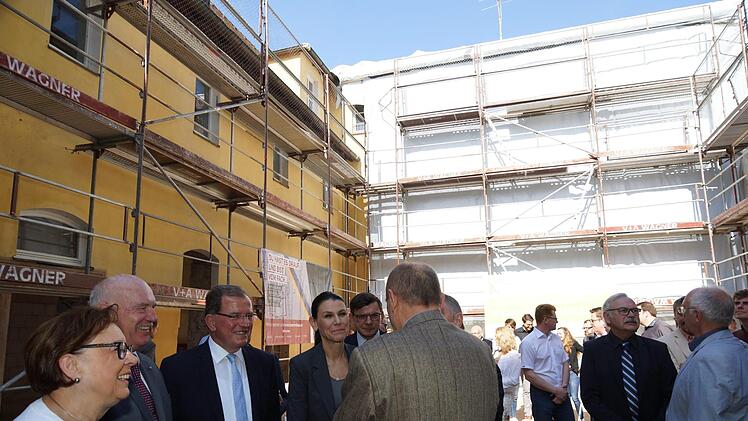 Richtfest mit Wissenschaftsministerin Marion KiechleFoto: Arkadius Guzy