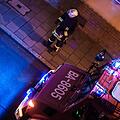 In Erlangen wurden Feuerwehrleute und Polizisten von einem Mann attackiert, dem sie eigentlich helfen wollten. Symbolfoto: Christopher Schulz
