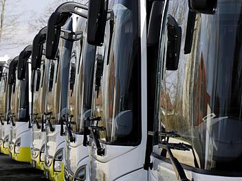 Zwei Entscheidungen gab es für den öffentlichen Nahverkehr. Einmal kostenpflichtig und einmal mit der Hoffnung mehr einzunehmen.  Foto: H. Reuther