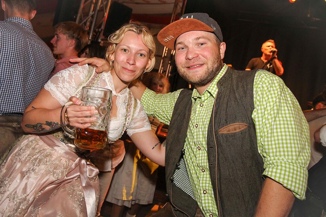 Frontal Party Pur feierte ihre Premiere bei der Bierwoche.
