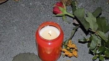 Dieser Stolperstein erinnert seit 2016 an die in Auschwitz ermordete Luise Löwenfels. Foto: p