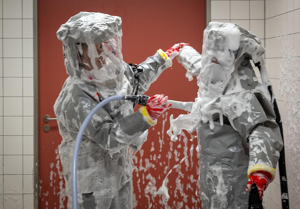 Pressetermin auf der Sonderisolierstation der Charit&eacute;