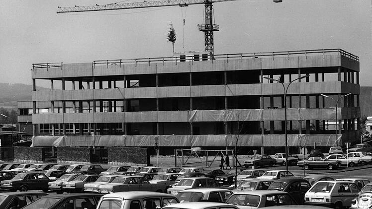 Der sogenannte "Krawattenbau" um 1978.