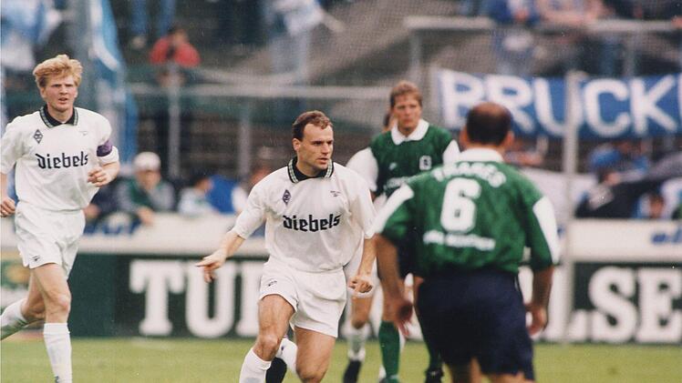Lange eine feste Bundesliga-Größe: Martin Schneider - hier bei seinem Abschiedsspiel im Jahr 2003. Foto: MP