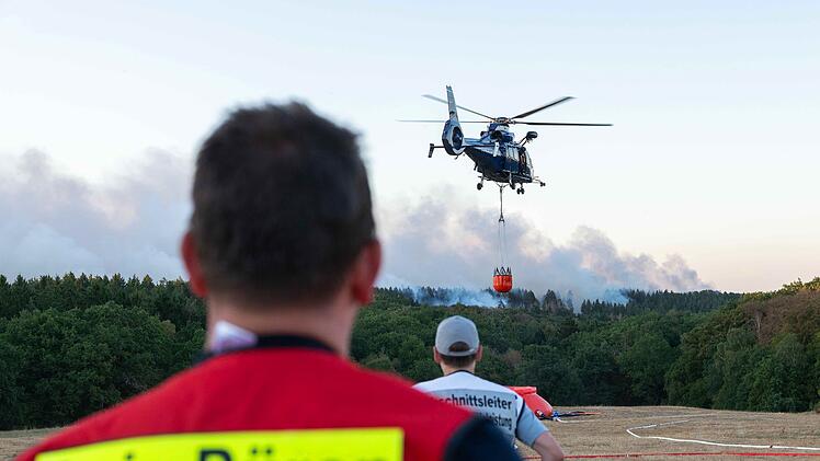Waldbrand im H&uuml;rtgenwald
