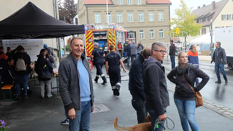 Markttag in Ma&szlig;bach. Foto: Philipp Bauernschubert