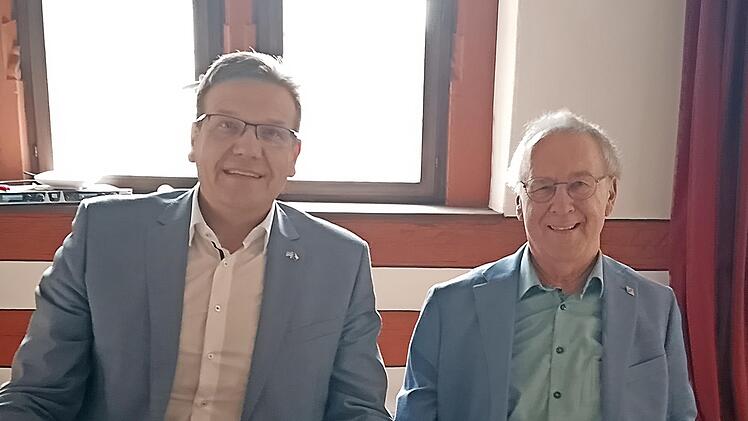 Steffen H&ouml;rtler (links) und Ulrich Kutz beim Stadtgespr&auml;ch.