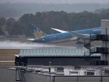 Beinahe-Katastrophe am Flughafen München: Pilot betätigte Bremse beim Start Beinahe-Katastrophe am Flughafen München: Pilot betätigte Bremse beim Start