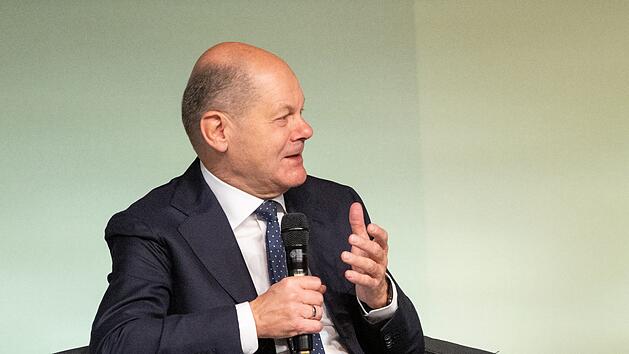 Rente mit 67 verteidigt - Rentenalter für Bundeskanzler Scholz eine "blöde Diskussion"