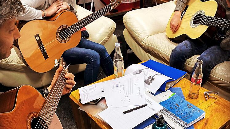 Der Gitarrentreff ist für Anfänger und Fortgeschrittene gedacht.