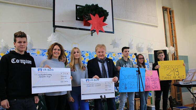 Weihnachtsfeier der Mittelschule. Foto: Heike Beudert