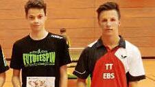 Michael Mideck von der Spvgg Hausen (li.) wurde bei den Jungen Dritter vor Leon Schiebold vom TSV Ebermannstadt.