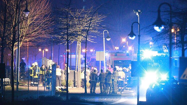 Ein Brand in einer Wohnung in der Aufnahmeeinrichtung Oberfranken forderte ein Todesopfer. Mehrere Menschen wurden verletzt. Foto: News5/Herse