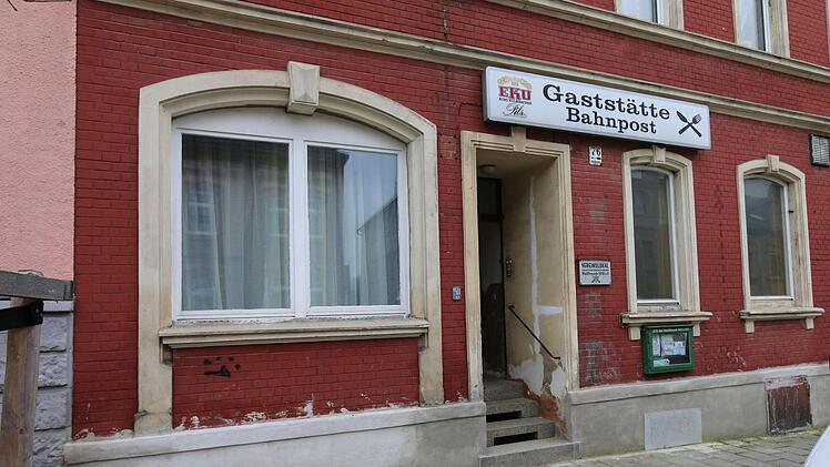 Die Soko "Alsenberg"hofft weiterhin auf Hinweise im Fall  der getöteten 19-Jährigen in Hof. Sie verteilt nun Flugblätter und hat  eine Belohnung ausgesetzt. Foto: Polizei