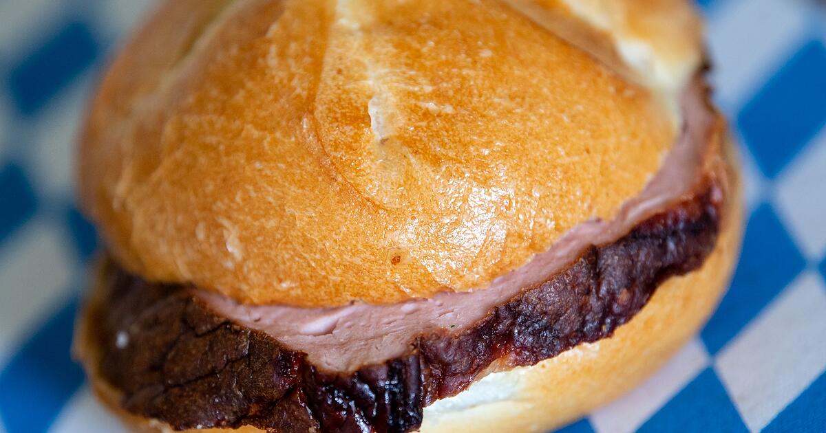 Bavarian Leberkäse: These are the ingredients it contains.