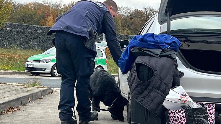 Winterzeit ist Einbruchszeit: Großkontrolle der Polizei soll mögliche Täter identifizieren