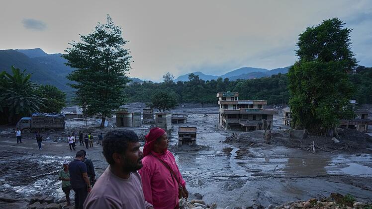 Sturzflut in  Nepal