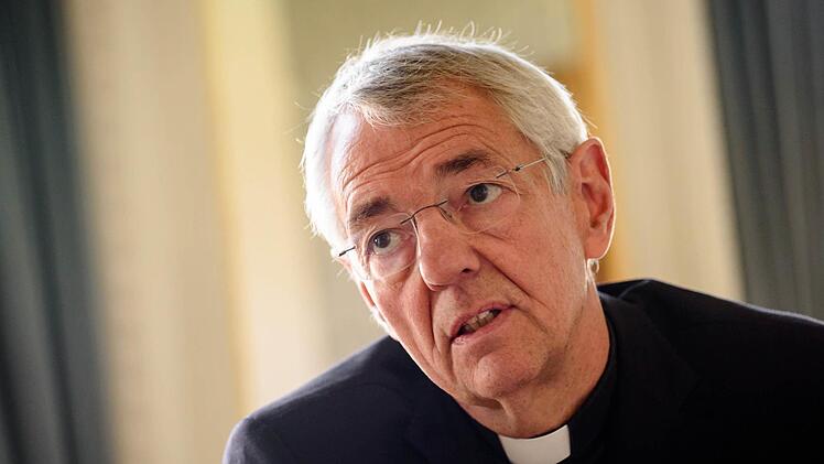 Der Bamberger Erzbischof Ludwig Schick sorgte mit seiner Aussage, er würde einen muslimischen Bundespräsidenten akzeptieren, für große Diskussionen. Foto: Armer/dpa