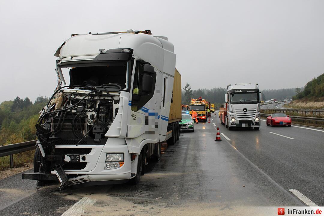 Lkw-Unfall auf der A9 bei Trockau
