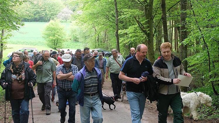 Grenzgang um Aura Foto: Gerd Schaar