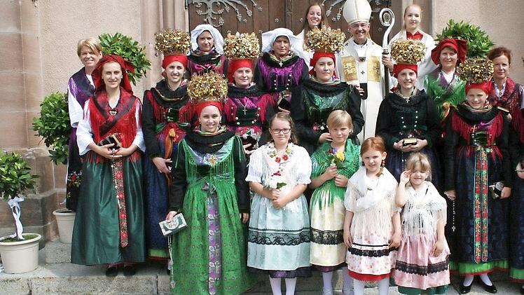 Die "Glann" mit Erzbischof Ludwig Schick  Foto: privat