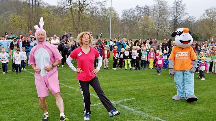 Aufwärmen mit Hase und Max