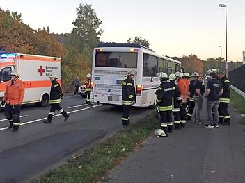 Ein achtjähriges Schulkind wurde am Donnerstag in Kronach bei einem Unfall mit einem Bus schwer verletzt.  Foto: Freiwillige Feuerwehr Kronach