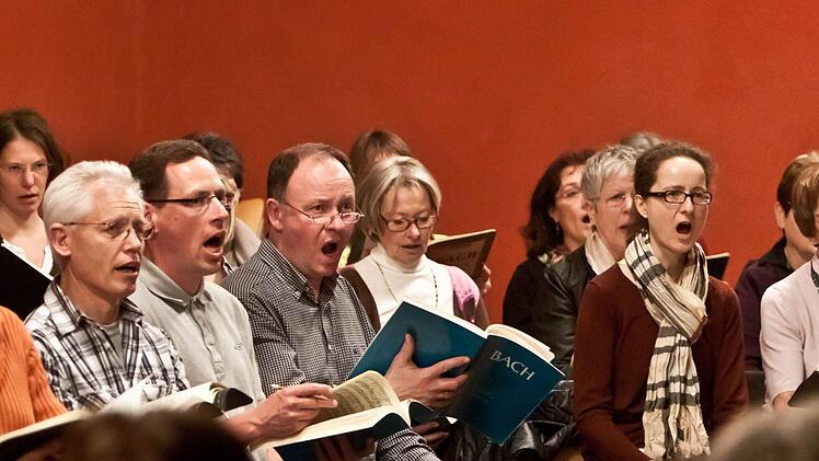 Der Coburger Bachchor bei der ProbenarbeitFoto: Jochen Berger