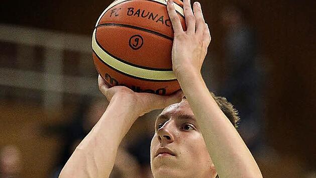 Der Litauer Arnoldas Kulboka, der am Montag 18 Jahre alt geworden ist, war einer von f&uuml;nf Spielern aus dem kader der Baunacher, die in dieser Woche beim "Next-Generation-Turnier" der Euroleague teilgenommen haben.  Foto: sportpress