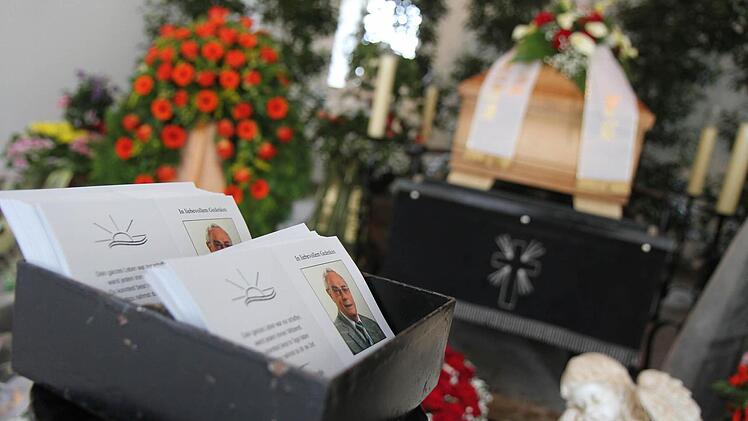 Mit Heinz Krönert schied ein außerordentlich rühriger und verdienstvoller Mann aus dem Leben. Eltmann und viele Menschen aus der Region nehmen am Donnerstagnachmittag von ihm Abschied.Fotos: Michael Gründel