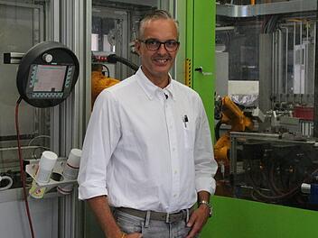 Niels Roelofsen, Geschäftsführer bei Gaudlitz, in der Fertigung. Foto: Simone Bastian